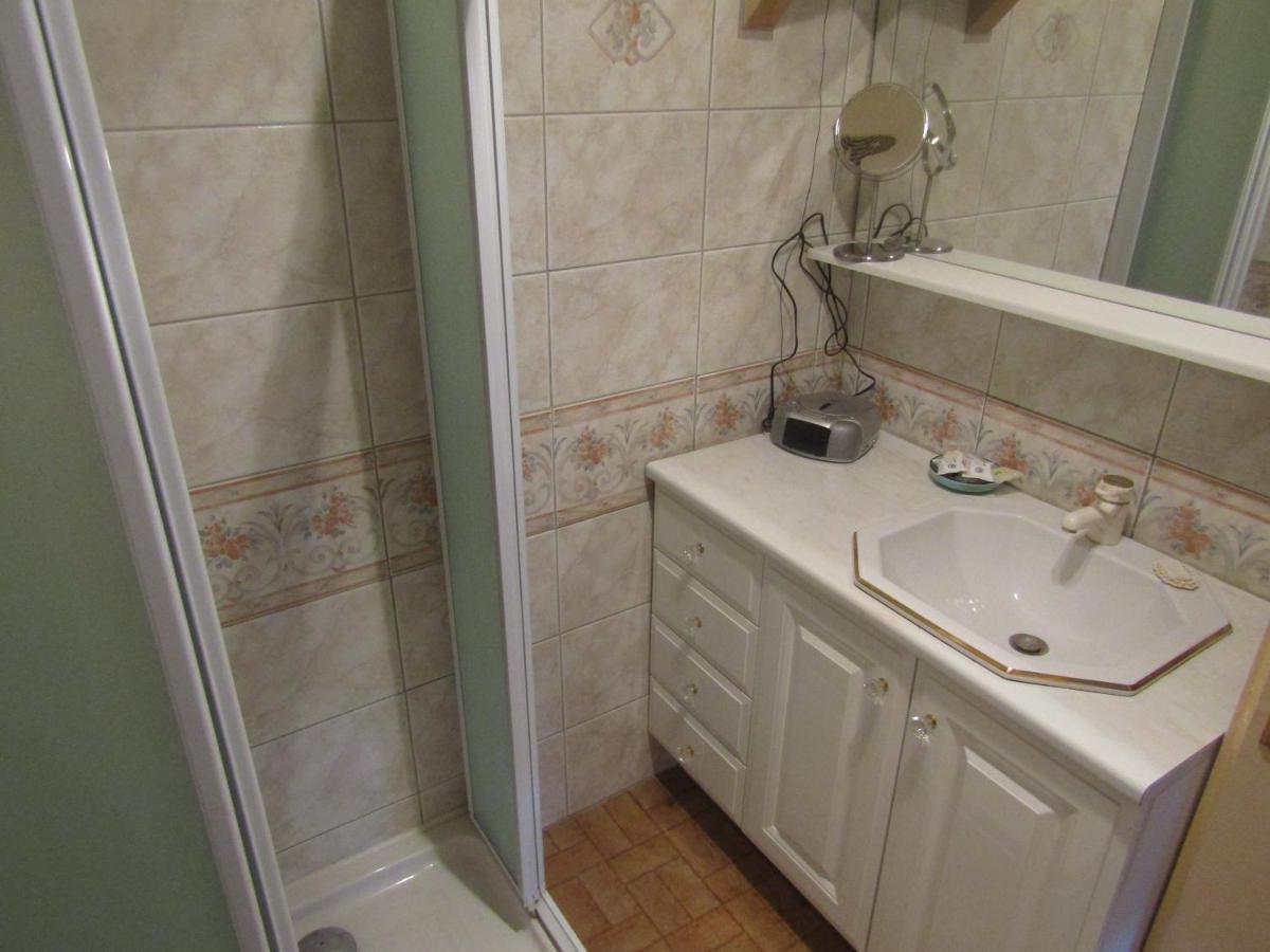 Bed and Breakfast Au Jardin Fessard Fagnon Екстер'єр фото